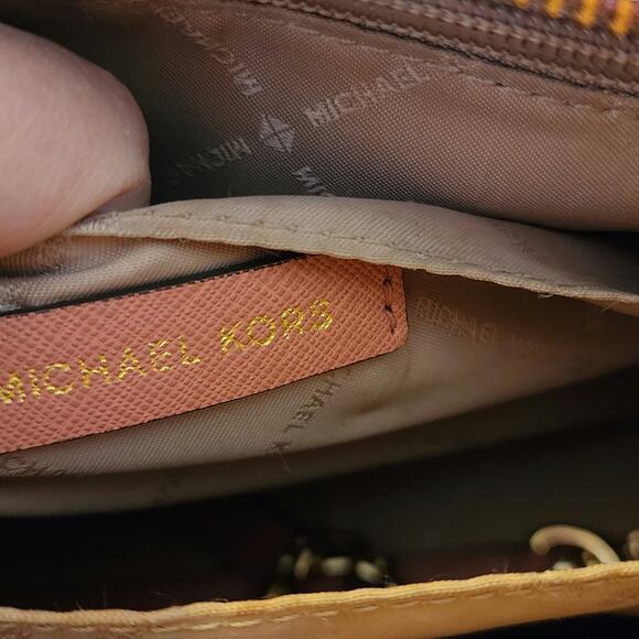 MICHAEL KORS Quinn saffiano leather medium satchel crossbody bag - Picture 10 of 10